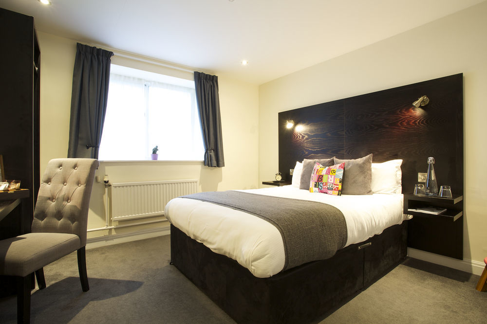 Hotel The Vicarage Holmes Chapel Exterior foto